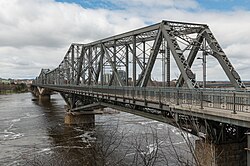Ottawa, the capital city of Canada, alexandra bridge gatineau south