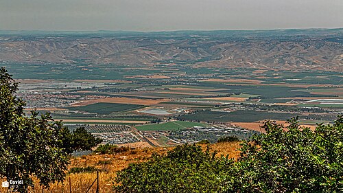 Landscape in Israel, compound church messiah tow pikiwiki